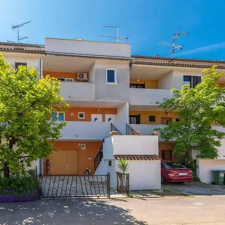 Apartment Apartman Miro *
