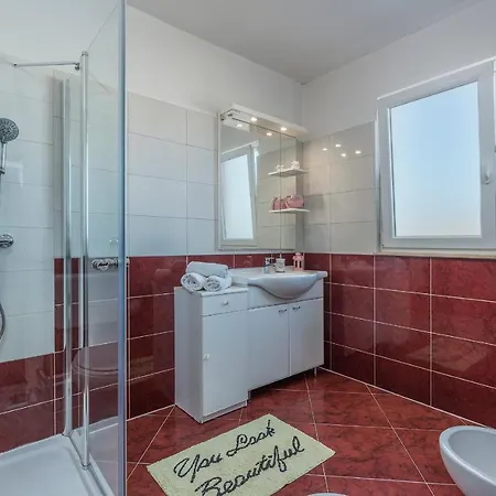 Apartman Miro *